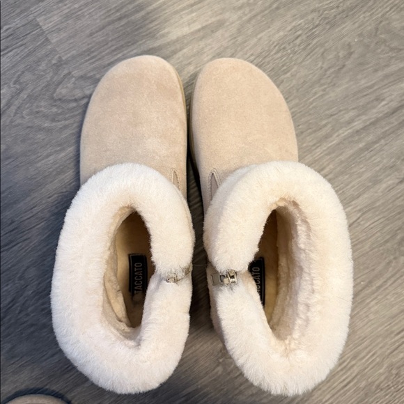 Women's Tan Shearling Ankle Boots - Picture 3 of 5